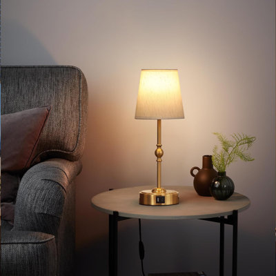 Lampe de chevet pour la chambre à coucher avec 2 ports de charge USB Petite lampe de table de chevet minimaliste en laiton antique pour le salon