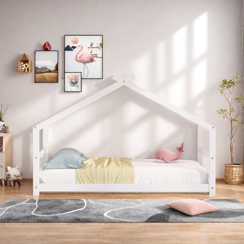 Lit simple en bois, Blanc