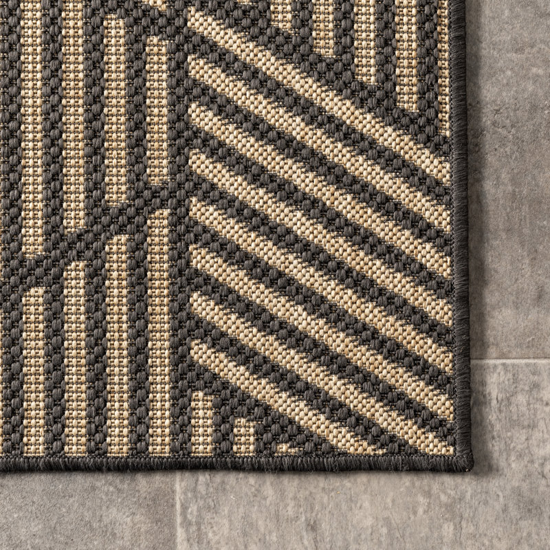 Gouveia Machine Woven Geometric Rug, Rectangle 8' x 10'