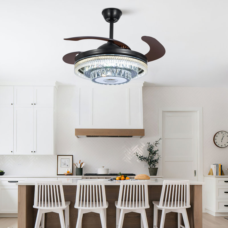Ventilateur de plafond 42 po avec lumières DEL Fionnan
