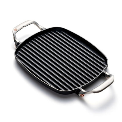 Outset Cast Iron Grill Pan With Ridges In Black