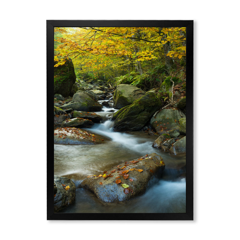 «Beautiful Summer Forest Waterfall II», œuvre d'art traditionnelle sur toile, Toile avec cadre noir