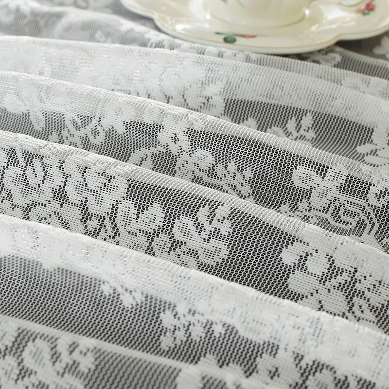 Nappe Lace, L 82 po x l 31,5 po