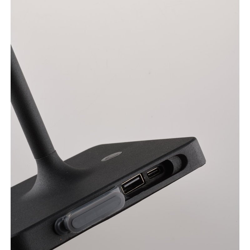 Agilmar Metal USB Table Lamp, Black