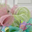 Joyeuses Pâques avec couronne de lapin brun