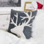 Coussin décoratif en velours Holiday Reindeer-122900940