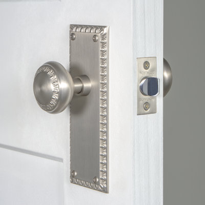 Nostalgic Warehouse Neoclassical Plate Passage (Hall & Closet) with Neoclassical Knob