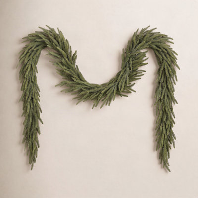 Norfolk Pine Christmas Garland