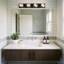 Barre d'éclairage à DEL pour meuble-lavabo à DEL 5 tasses, noir mat-591739427-601154899-601154902