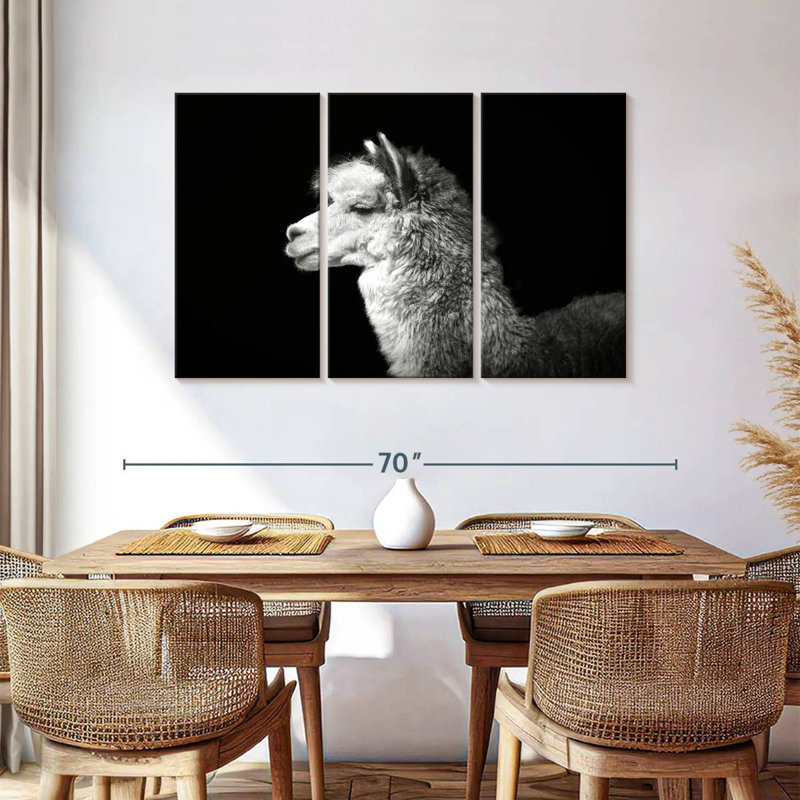 Brampt Noir Llama, 36" H x 57" W