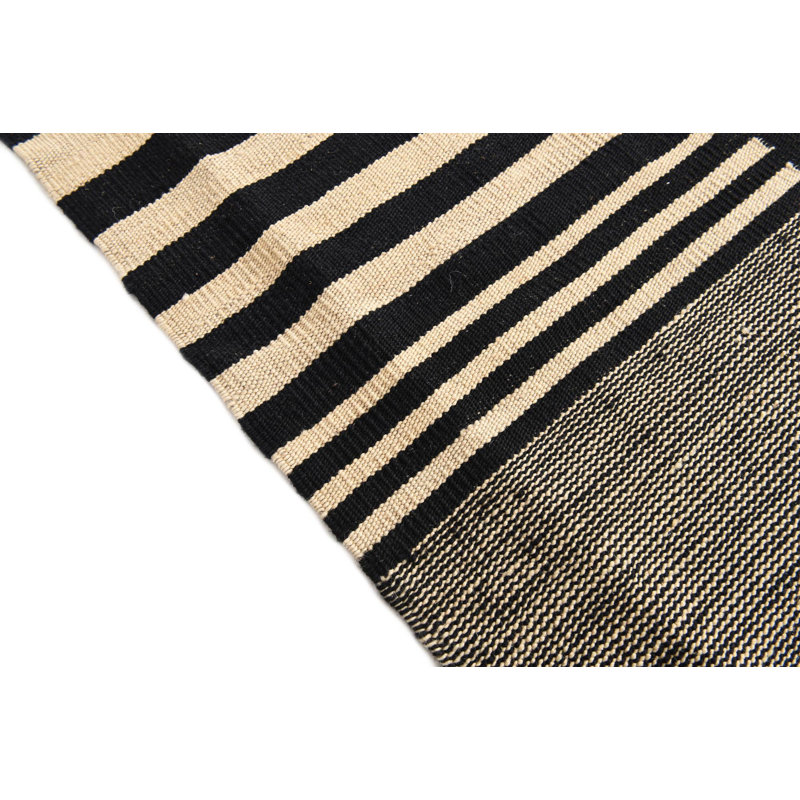 Tapis noir Noor