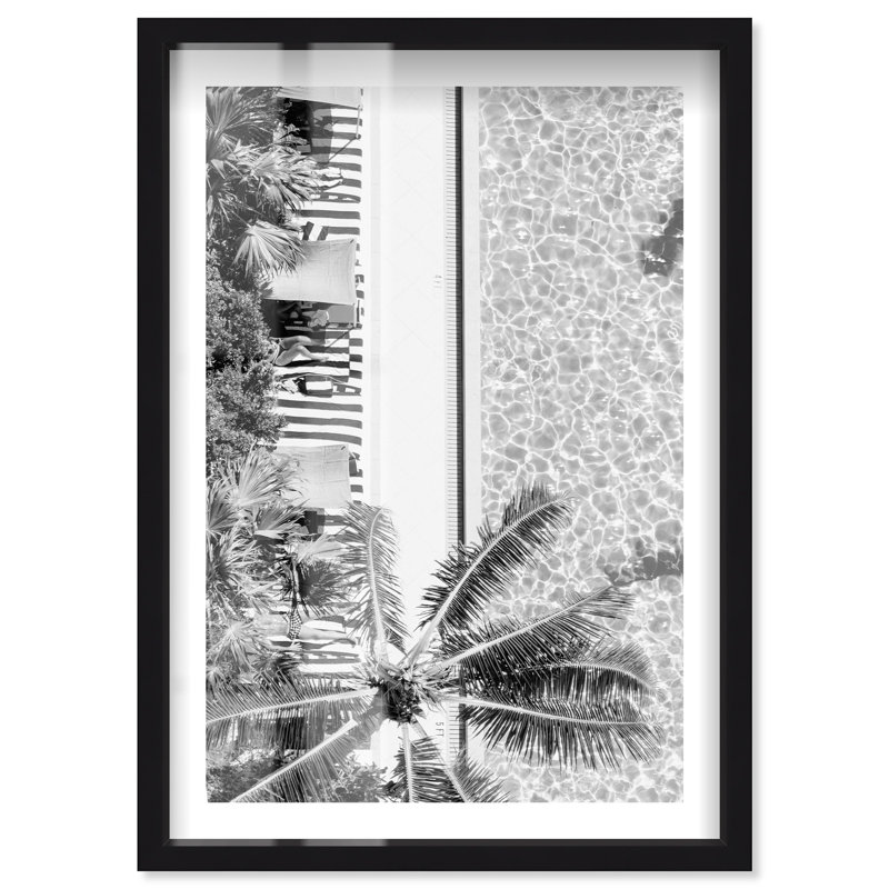 «Pool from Dessus Shadowbox Print Miami Art Prints» par Notoriart, Noir, H 16 po x l 11 po