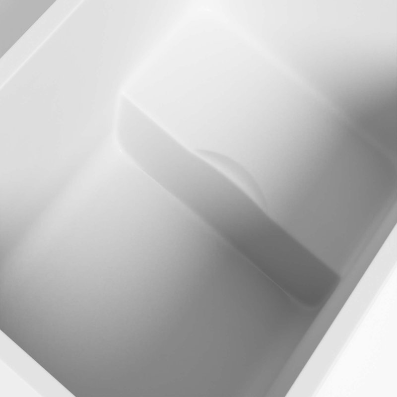Acrylic Spacious Rectangle Shape Freestanding Bathtub With Chrome Overflow & Pop-Up Drain