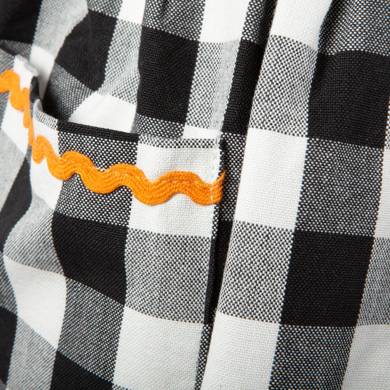 Tablier embelli coup-de-bonbon