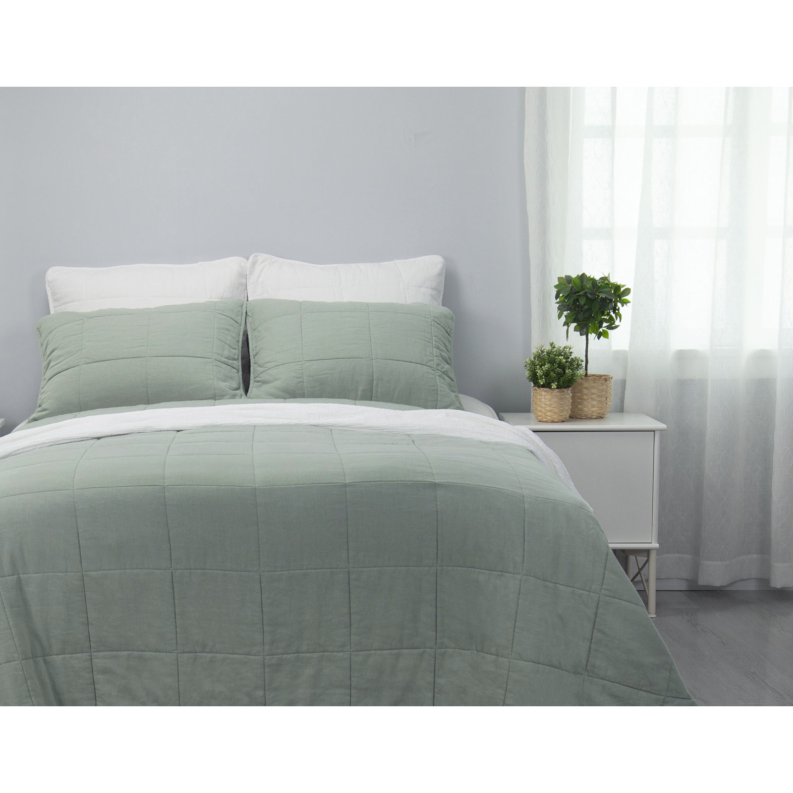 Linen Blend Quilt Set, Queen Quilt + 2 Shams, Sage Green