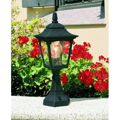 Whiston Pier Mount Light