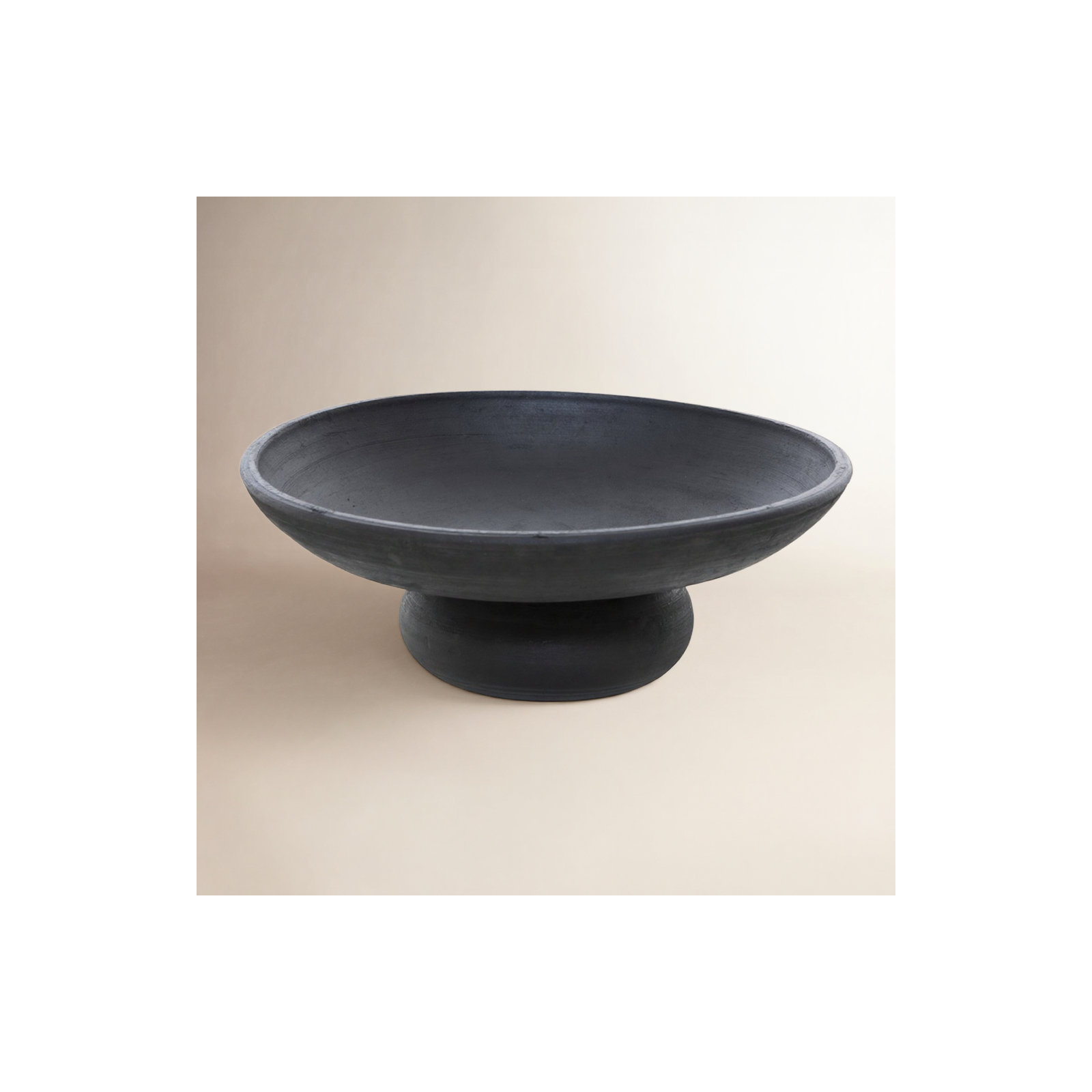 Perla Bowls, Aged Black Terracotta