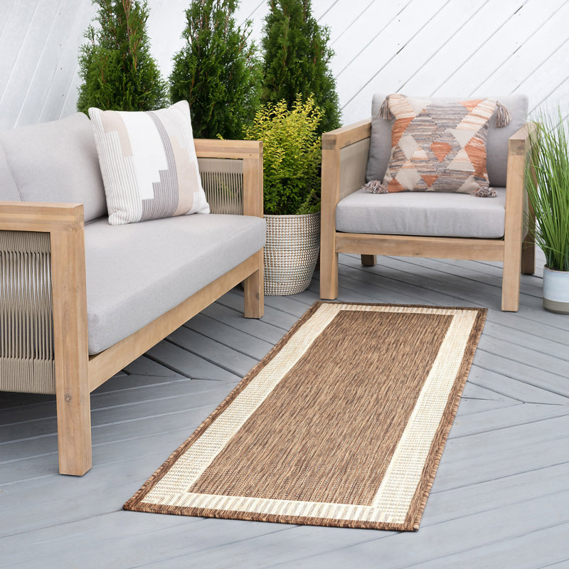 Tapis intérieur / extérieur doré / crème Derrymore, Tapis de couloir 2 pi 8 po x 9 pi 10 po