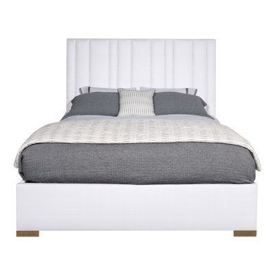 Wyeth Bed