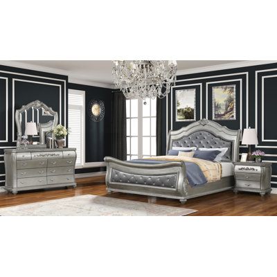 Ledsome 4 Pc Bedroom Set