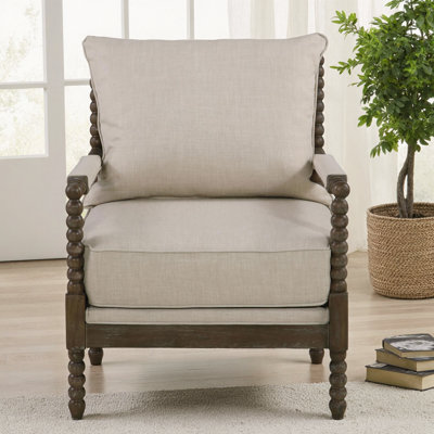 Fauteuil beige avec motifs géométriques sur le siège - H 38 po x 34 po 29,5 po