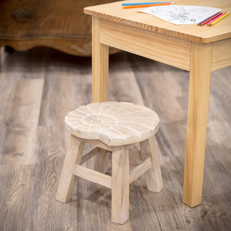 DeSoto Nautilus Shell Step Stool