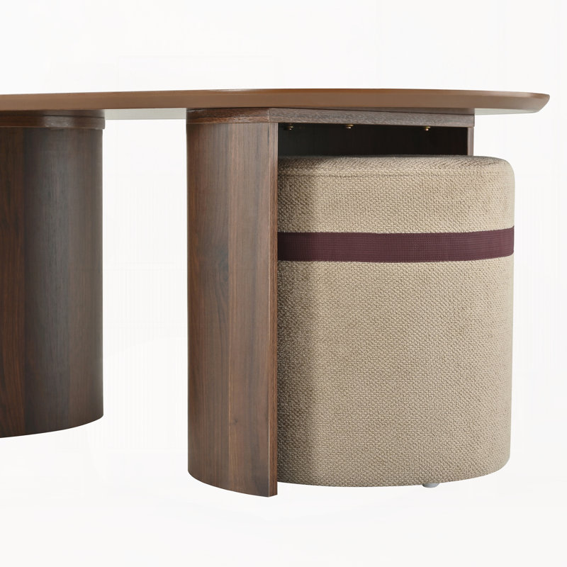 Ensemble de tables basses ovales en bois avec 2 repose-pieds assortis
