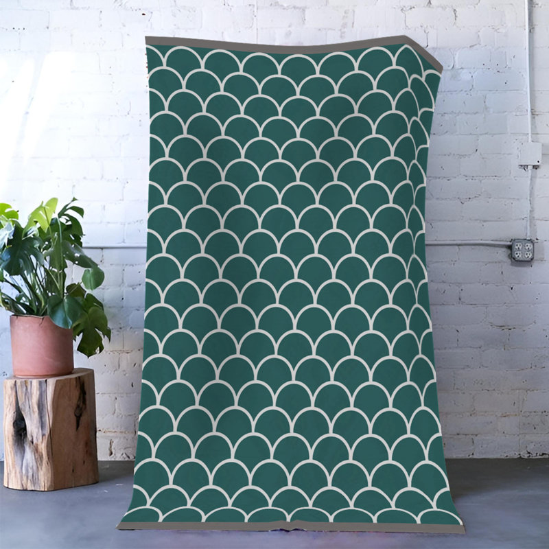 Tapis en polypropylène à motif argyle de couleur verte à motif numérique Noille, Tapis de couloir 2 pi 7 po x 7 pi 10 po