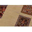 Tapis beige en laine noué à la main à motif géométrique rectangulaire de 3 pi 5 po x 5 pi 2 po Cartley