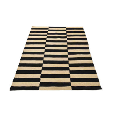 Tapis noir et blanc Noor
