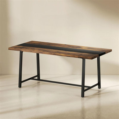 Longue table de salle à manger