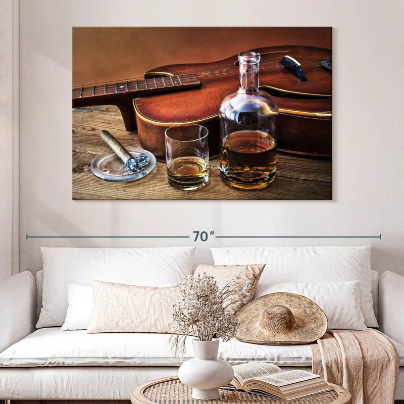 Guitare Yarlin, whisky et cigare, H 8 po x l 12 po