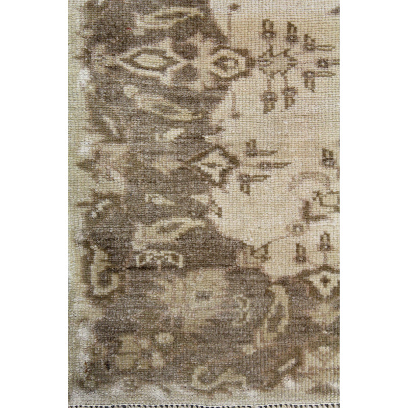 Konya One-of-a-Kind 3'6" X 4'8" Area Rug