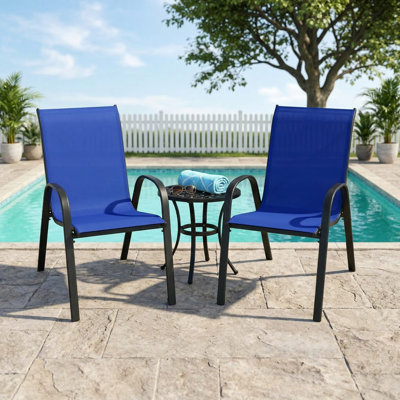 Ensemble de 2 chaises de patio d'extérieur empilables résistantes aux intempéries avec accoudoirs confortables pour la terrasse