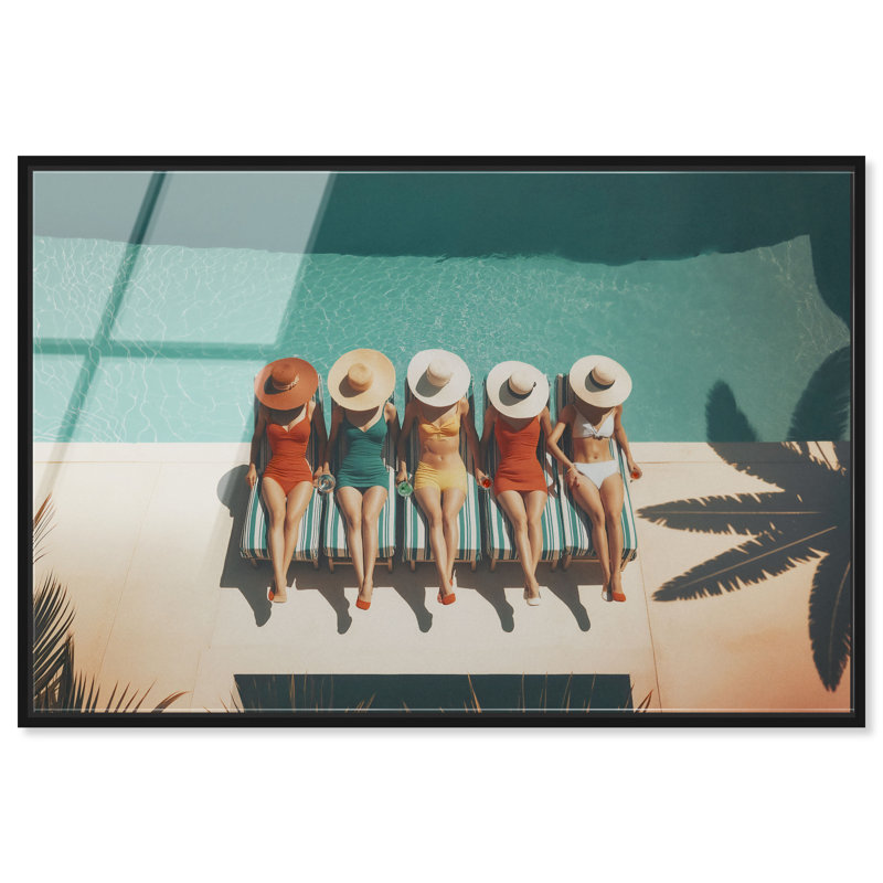 «Summer Squad Goals I Shadowbox Print Coastal» par Notoriart, cadre blond, 15 x 10, H 11 po x l 16 po, Cadre blond