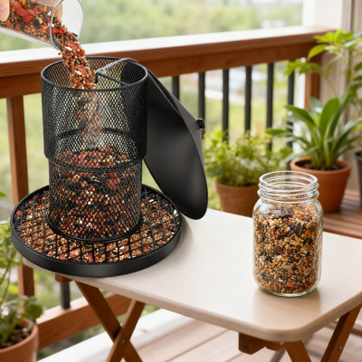 Heavy Duty Metal Bird Feeder With Squirrel Proof Mesh Design, Large 3.7LB Capacity Outdoor Hanging Feeder For Attracting Wild Birds