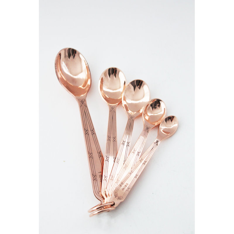 Ensemble de cuillères à mesurer d'inspiration rétro