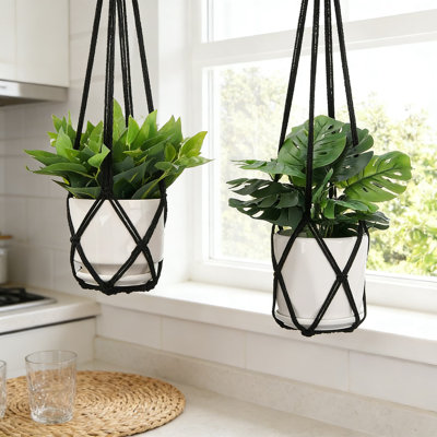 Ensemble de 2 cintres à plantes en macramé pour l'intérieur et l'extérieur, support à fleurs suspendu décoratif de 35 pouces avec crochets en S pour décoration intérieure