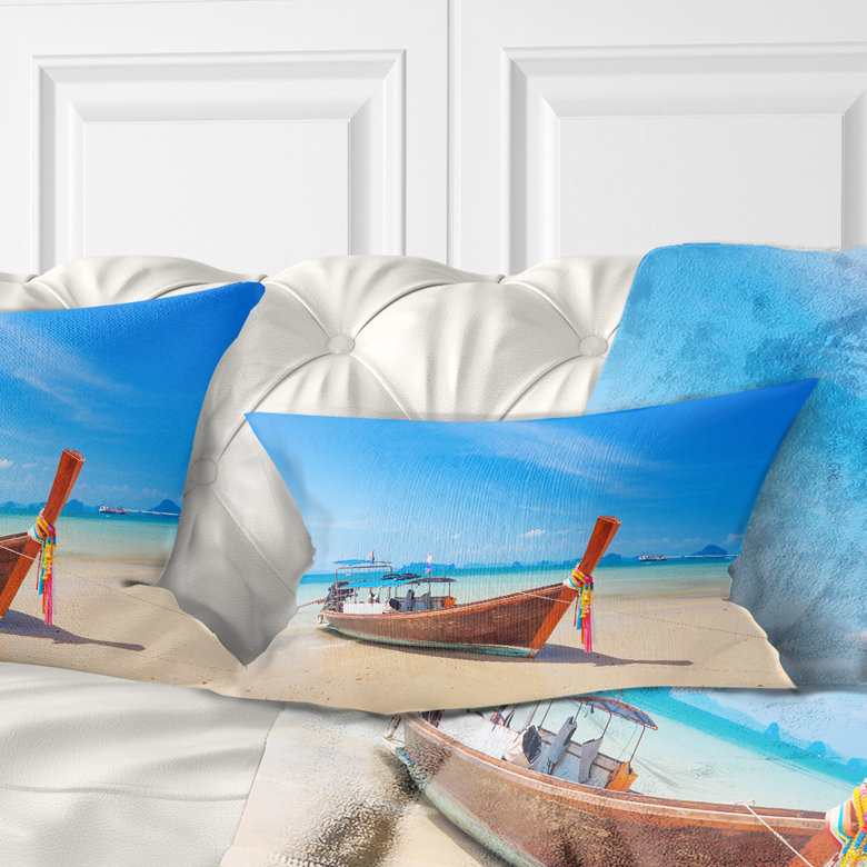 Coussin lombaire de mer tropical avec bateau