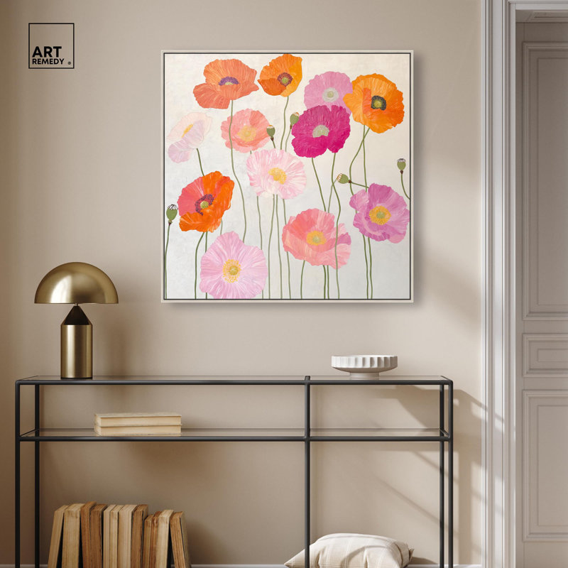 «Sunset Poppy Chorus II» par Art Remedy, H 31 po x l 31 po, Cadre flottant, Argent argent