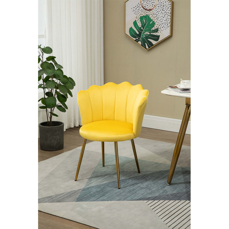 Fauteuil demi-tonneau de 22,8 po Marjeanne, Polyester moutarde