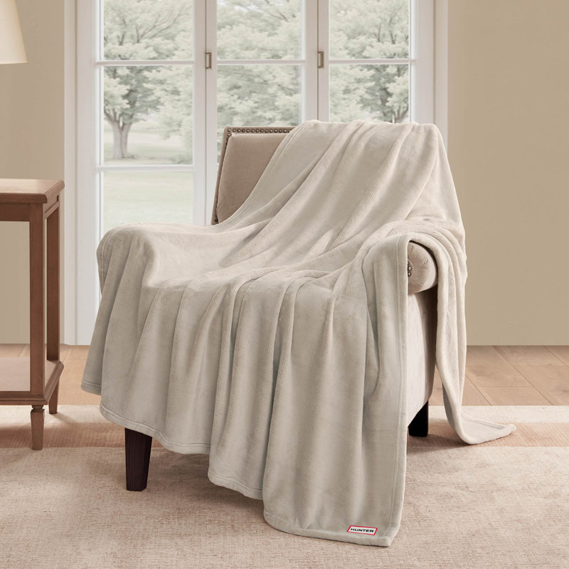 Hunter Coco Flannel Throw Blanket, Moonbeam Beige