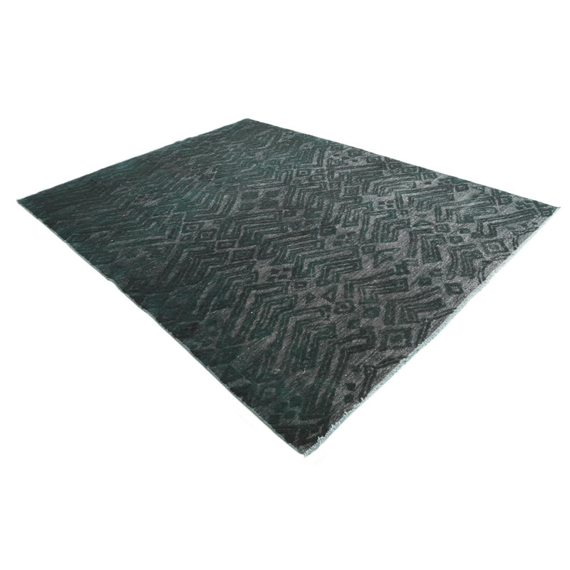 Iniguez Hunter Green Rug