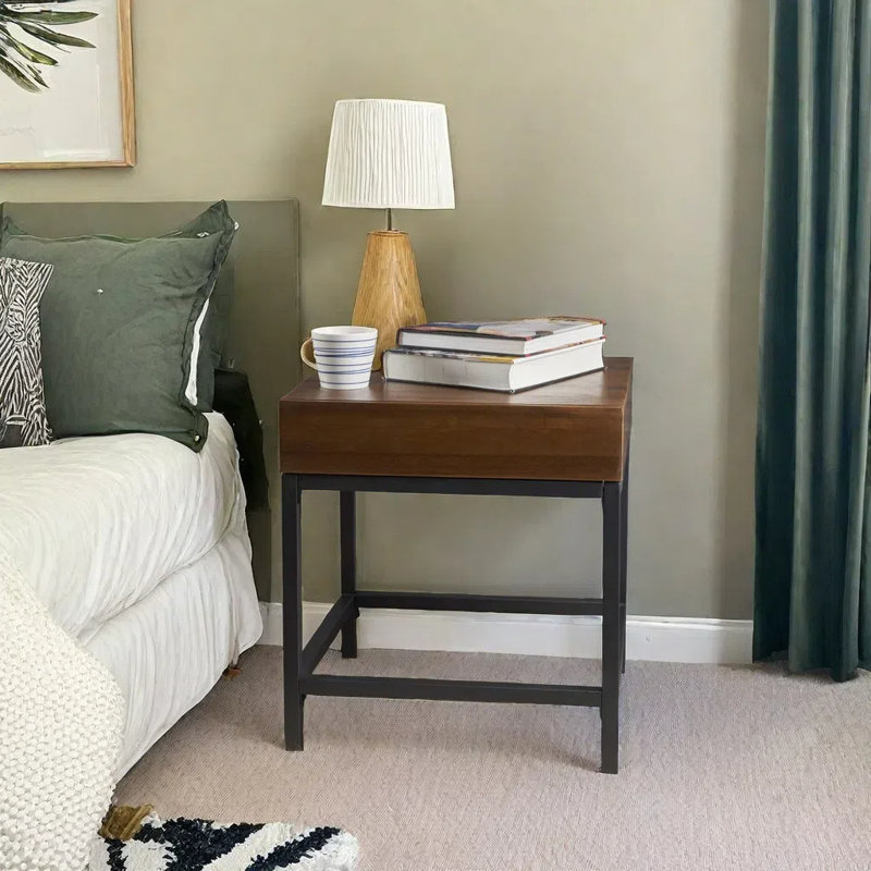 Table de bout avec rangement Alleen