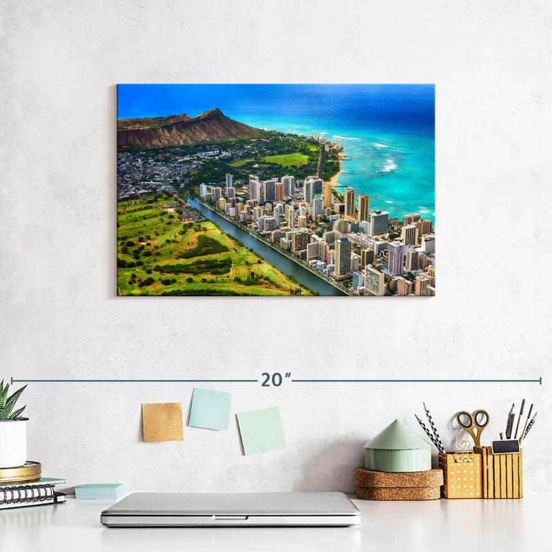 Waikiki vu d'en haut, H 8 po x l 12 po