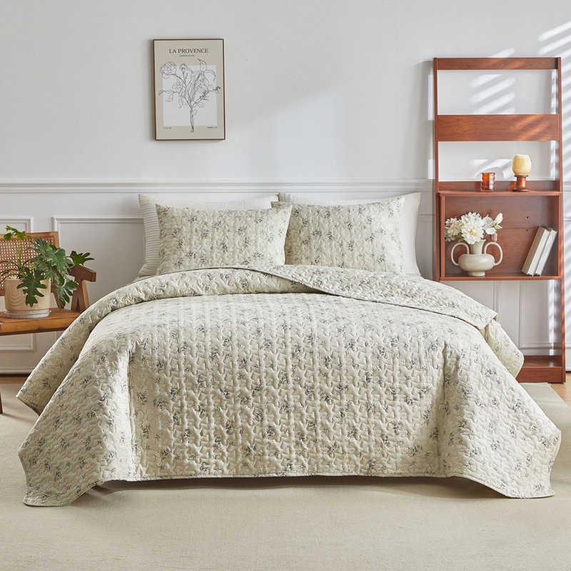 3 Piece  All Season Cottagecore Microfiber Quilt Set, Queen Quilt + 2 Standard Shams, Blue/Green Floral