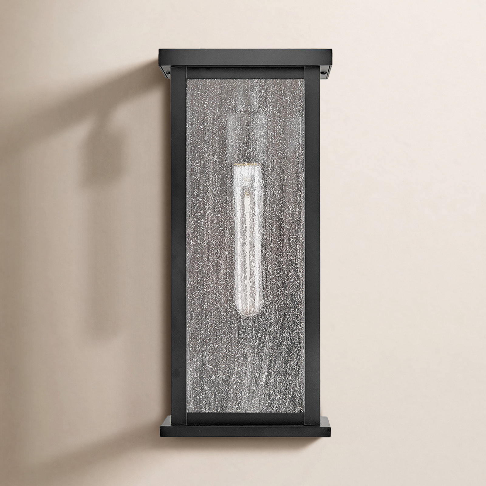 Outdoor Wall Lantern