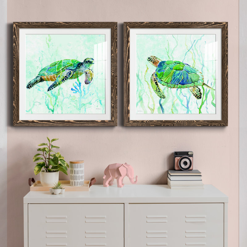 «Sea Turtle Swim I», ensemble de 2 cadres photo, H 34,5 po x l 69 po x P 1 po, Encadré de bois de noyer