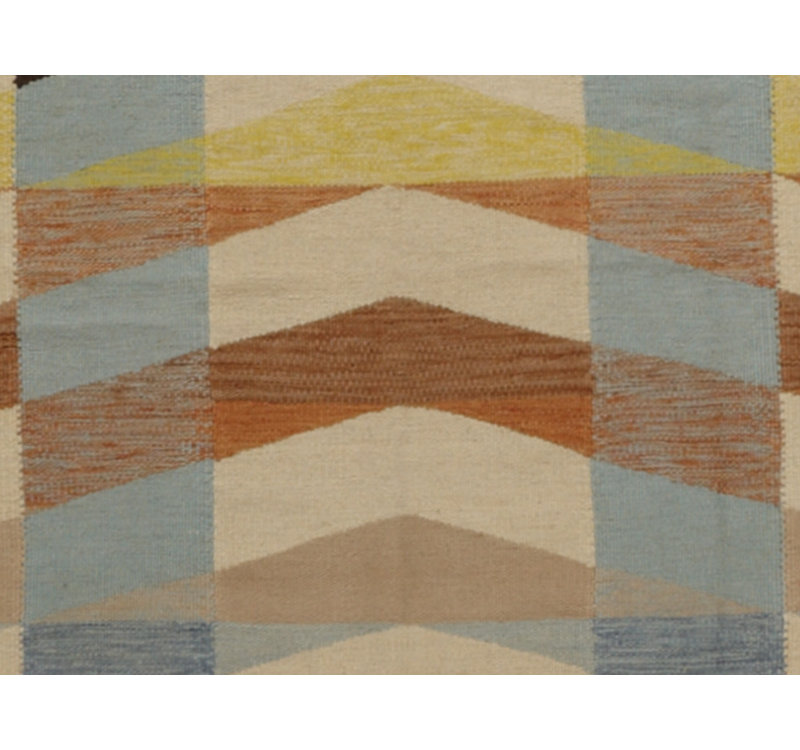 Chevron Area Rug in Blue/Beige