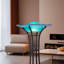 Grande fontaine de brume de plancher de 27 po avec 12 lumières DEL à changement de couleur et contrôle en ligne - Design en verre et métal bleu, intérieur autoportant bleu